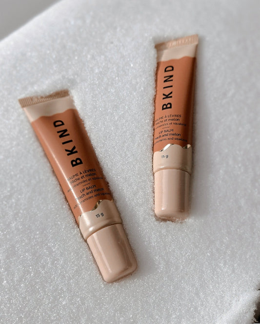 Nourishing lip balm with ceramides - Peach and melon. - ESSENCE BEAUTY BOX