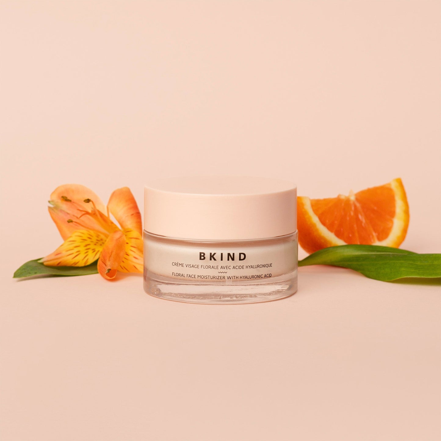 Floral face cream with hyaluronic acid. - ESSENCE BEAUTY BOX