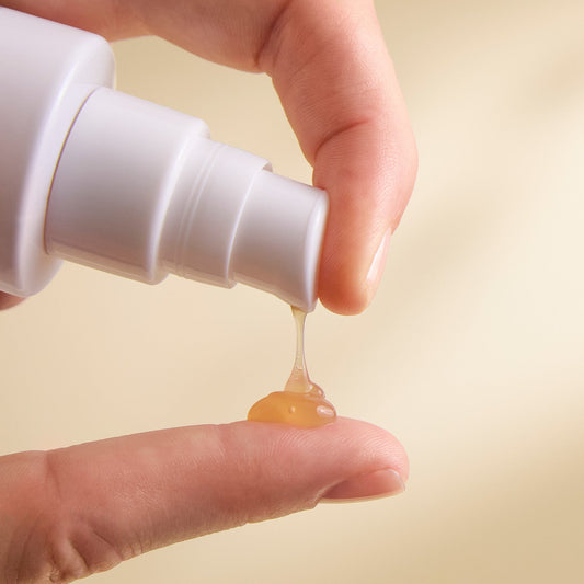 Brighten Vitamin C Face Serum AM treatment. - ESSENCE BEAUTY BOX